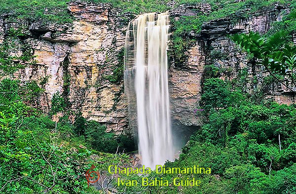 Visiting, Ramalho waterfalls (Andaraí) in Chapada Diamatina National Park / Ivan Bahia Guide, traveling in Brazil, reisgids in Brazilie,#IvanBahiaGuide,#SalvadorBahiaBrazil,#Bresil,#BresilEssentiel,#BrazilEssential,#ChapadaDiamantina,#Brazilie,#ToursByLocals,#GayTravelBrazil,#IBG,#FotosBahia,#BahiaTourism,#SalvadorBahiaTravel,#FotosChapadaDiamantina,#fernandobingretourguide,#BrazilTravel,#ChapadaDiamantinaGuide,#ChapadaDiamantinaTrekking,#Chapadaadventure,#BahiaMetisse,#BahiaGuide,#diamantinamountains,#DiamondMountains,#ValedoPati,#PatyValley,#ValeCapao,#Bahia,#Lençois,#MorroPaiInacio